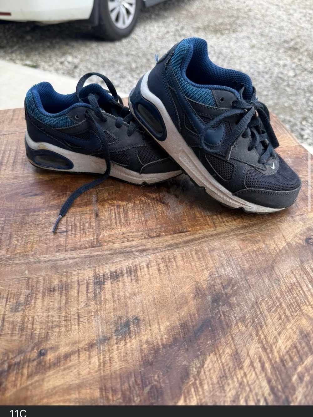 Nike Kids Black and Navy Air-Cushioned Sneakers